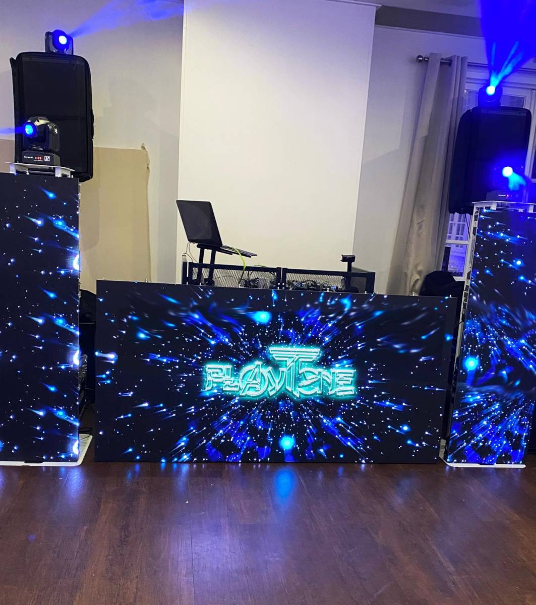 écran LED cabine DJ PlayTone client Phocea