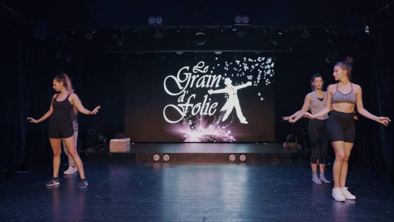 Écran LED scénique - Cabaret Grain de Folie